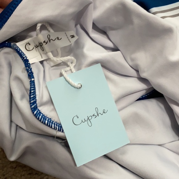 Cupshe one piece swimsuit - Picture 4 of 4